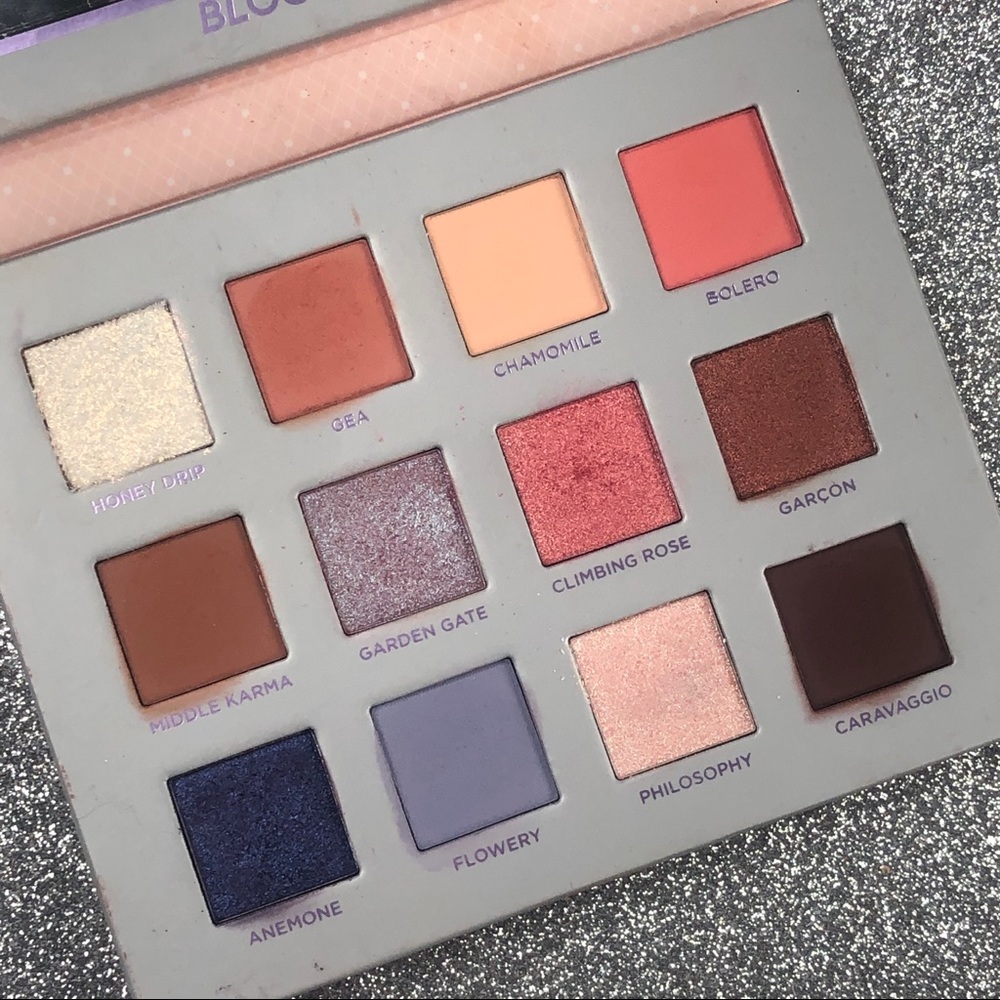 Nabla Soul Blooming eyeshadow palette